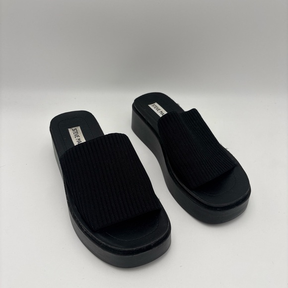 Steve Madden Balanced - Picture 1 of 11